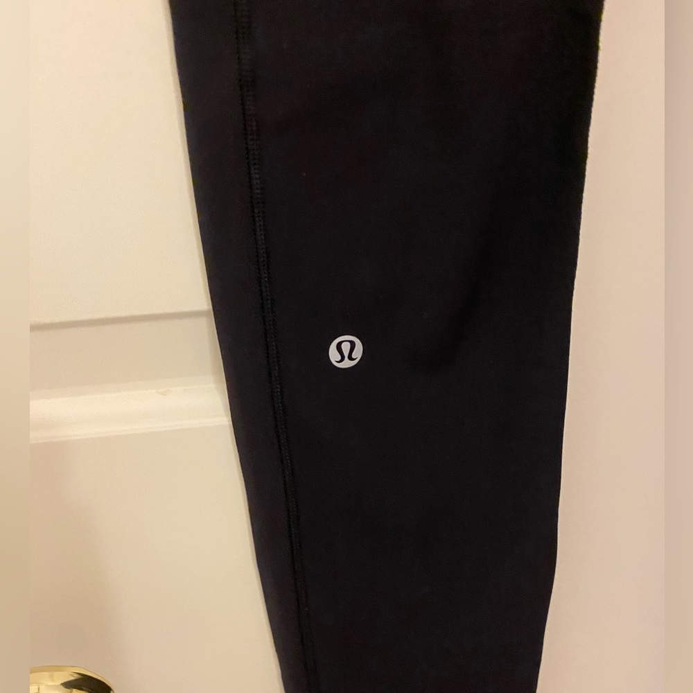 Black Lululemon Leggings, 6